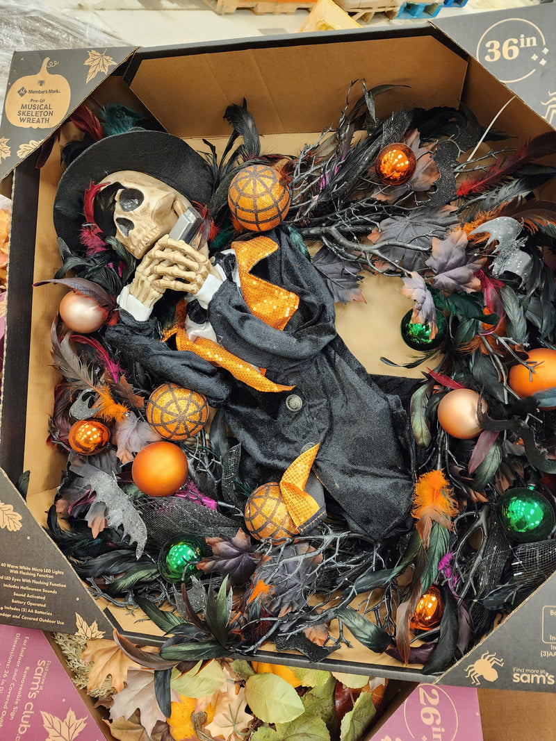 MM SKELETON WREATH