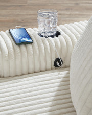 Lindyn Chaise