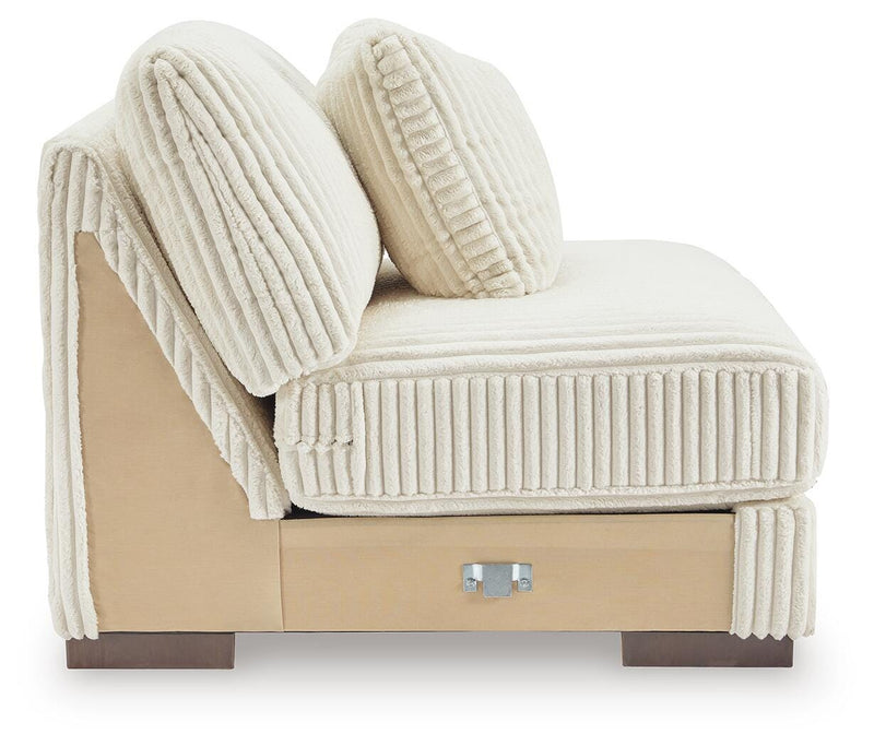 Lindyn 4-Piece Sectional with Chaise
