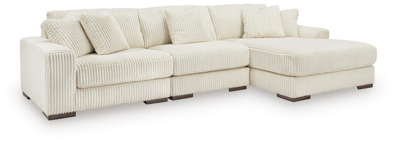 Lindyn 3-Piece Sectional with Chaise