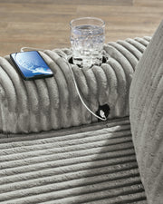 Lindyn Chaise