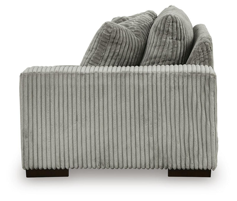 Lindyn Right-Arm Facing Corner Chair
