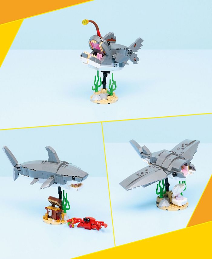 LEGO Creator Fierce Shark with Treasure Chest Building Toy 31381, 379 Pieces - White