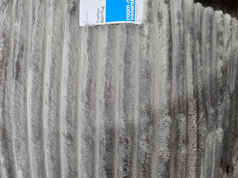 17"x24" Ribbed Cushion Foam Bath Rug Light Gray - Room Essentials