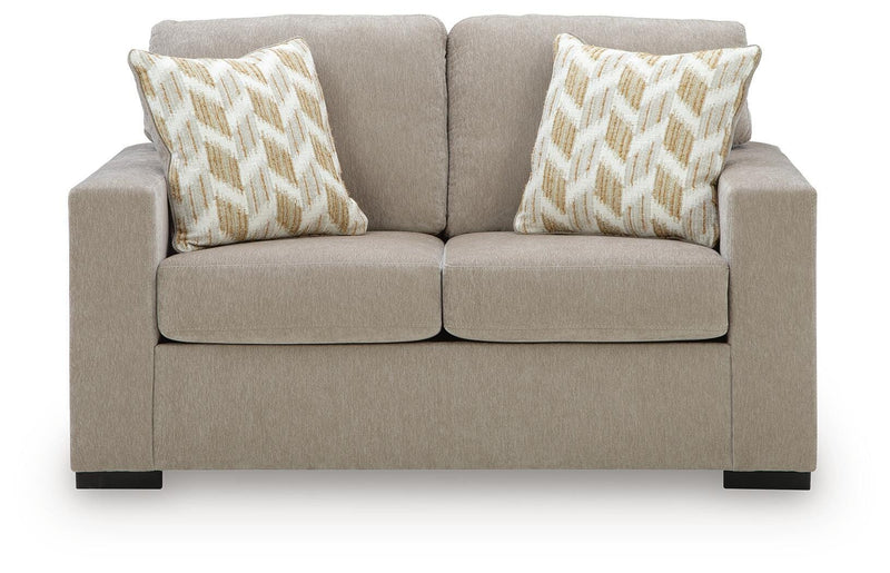 Bridgepoint Loveseat