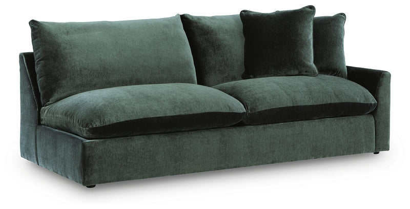 Carriage View Right-Arm Facing Sofa