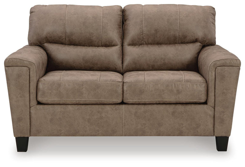 Navi Loveseat