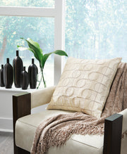 Kydner Pillow (Set of 4)