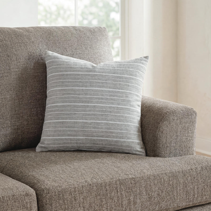 Vernthrone Pillow (Set of 4)