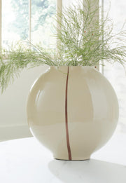 Sheabourne Vase