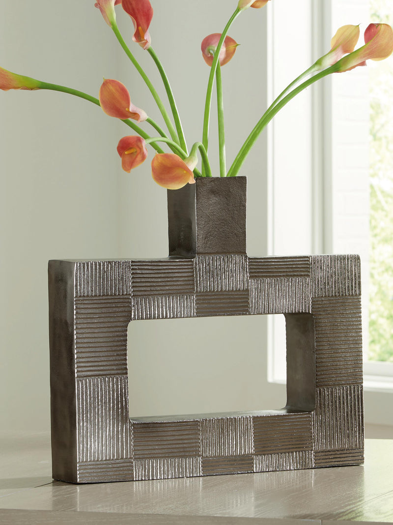 Wrengrove Vase
