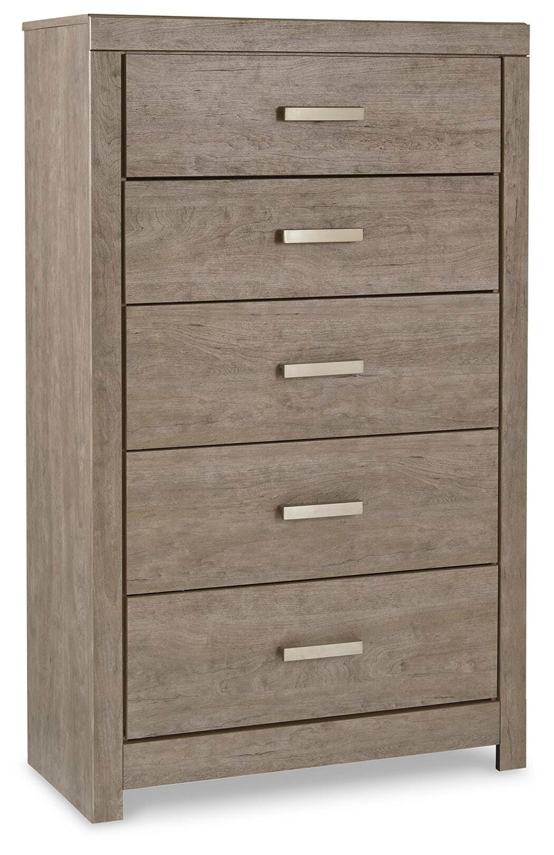 Culverbach Queen Panel Bed with Dresser and Mirror, Chest and 2 Nightstands