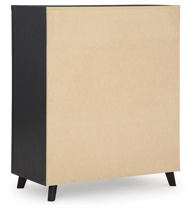 Danziar Queen Bed, Dresser, Mirror, Chest and Nightstand