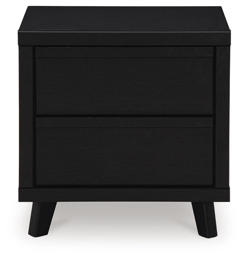 Danziar Queen Panel Bed, Chest and Nightstand