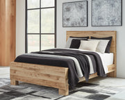 Hyanna King Panel Bed