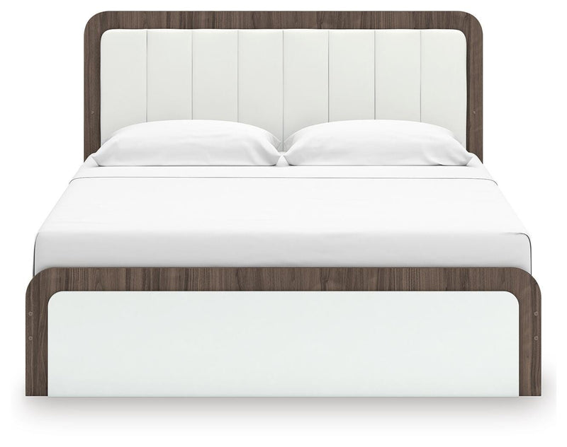 Kendanport King Upholstered Bed, Dresser and Mirror