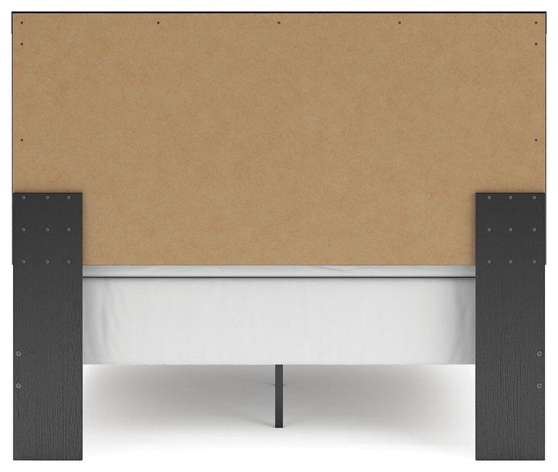 Broachmyn Queen Panel Bed