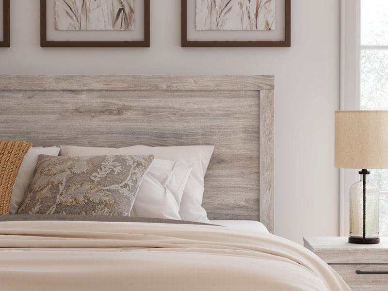Broachmyn King Panel Bed
