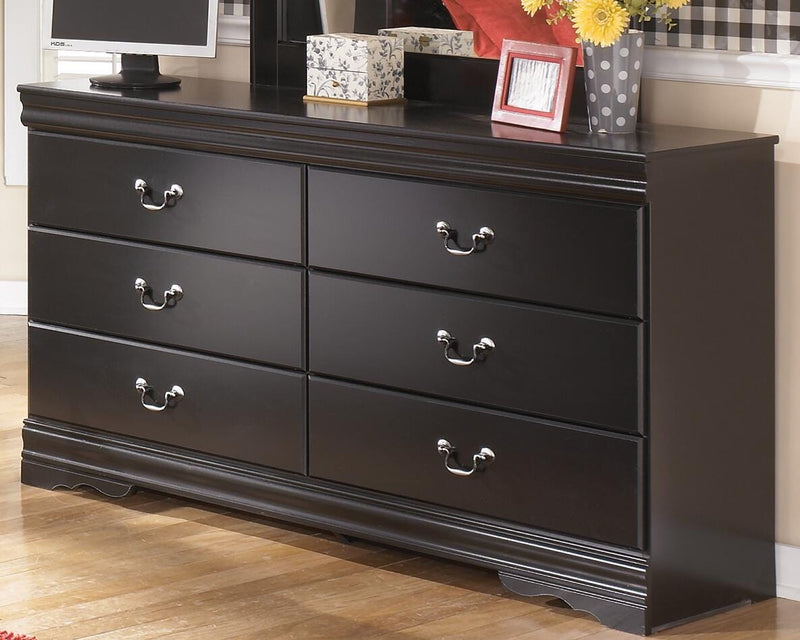 Huey Vineyard Twin Sleight Bed and Dresser
