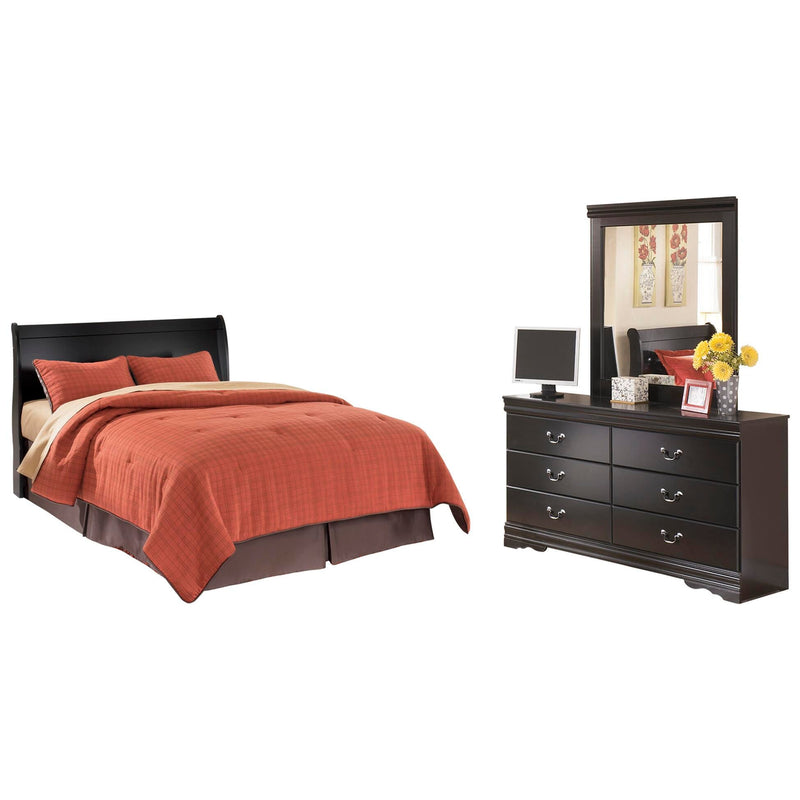 Huey Vineyard Queen Sleigh Headboard, Dresser and Mirror
