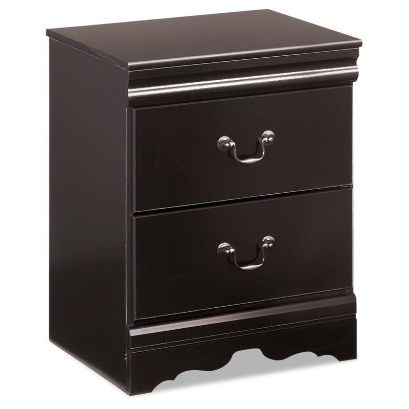 Huey Vineyard Full Sleigh Bed, Dresser, Mirror, Chest and Nightstand