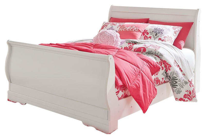 Anarasia Full Sleigh Bed, Chest and Nightstand