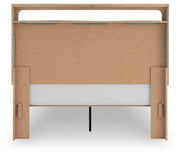 Kinlanni Queen Upholstered Platform Bed