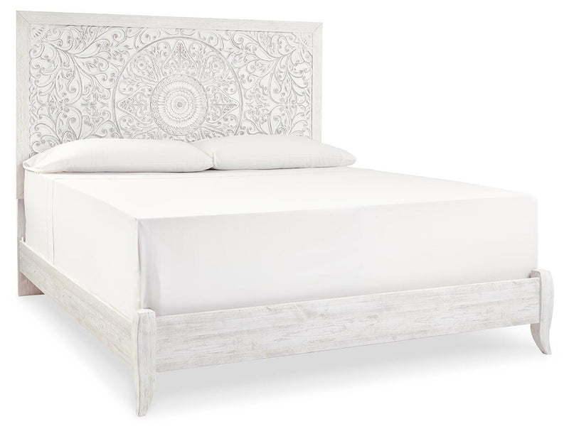 Paxberry King Panel Bed, Chest and Nightstand