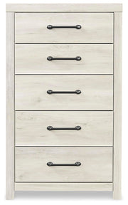 Cambeck King Panel Storage Bed, 2 Chests and 2 Nightstands