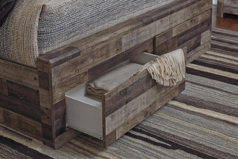 Derekson Queen Panel Bed with 6 Storage Drawers