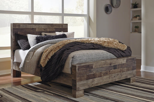 Derekson Queen Panel Bed