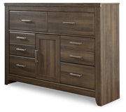Juararo Queen Poster Bed, 2 Dressers, Mirror and 2 Nightstands