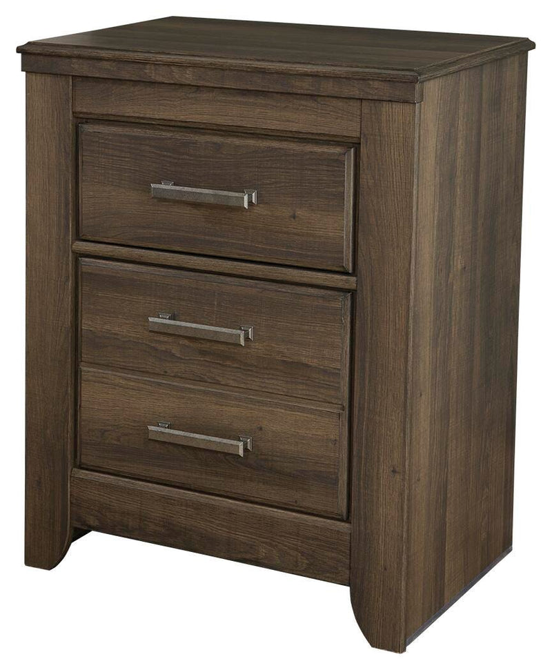 Juararo King Panel Bed and 2 Nightstands