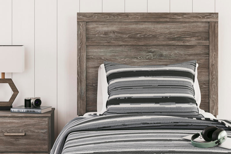 Ralinksi Twin Panel Bed