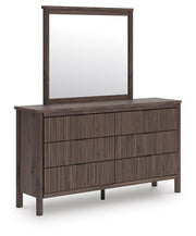 Pamytta Queen Panel Bed, Dresser, Mirror and Nightstand