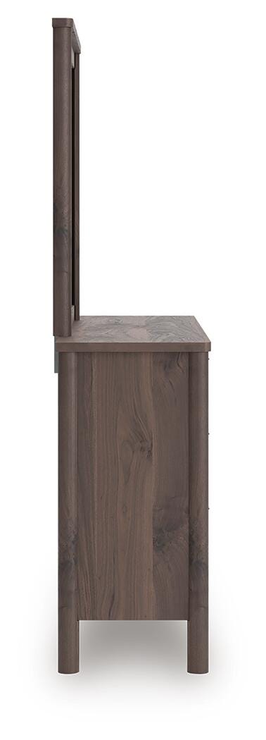 Pamytta Queen Panel Bed, Dresser, Mirror and Nightstand