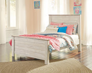 Willowton Full Panel Bed and Nightstand