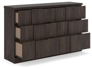 Shaehartin Dresser