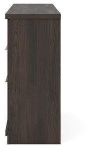 Shaehartin Dresser