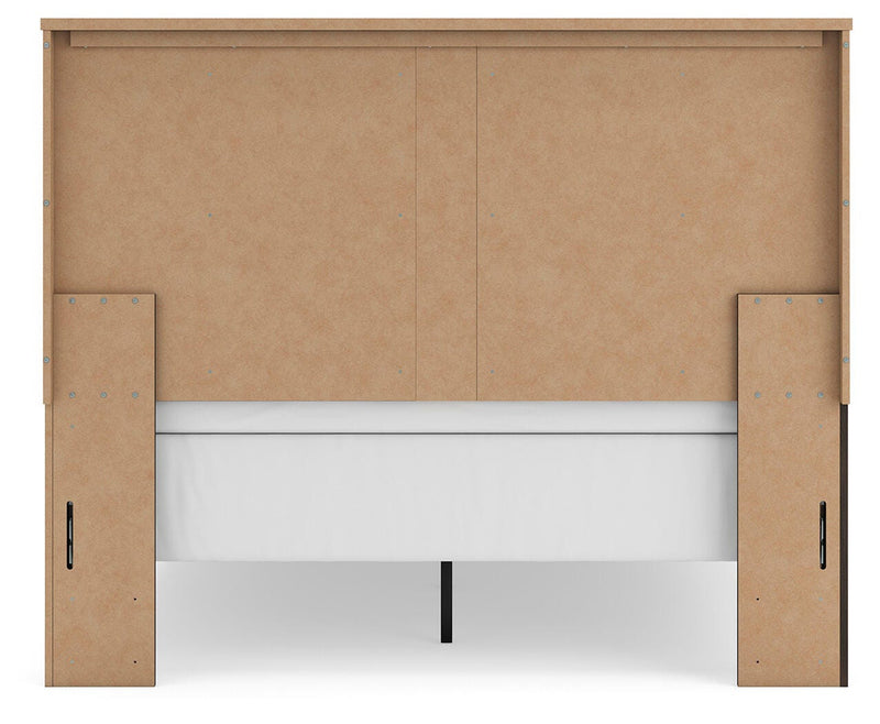 Shaehartin Queen Panel Bed