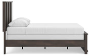 Shaehartin Queen Panel Bed