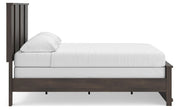 Shaehartin King Panel Bed