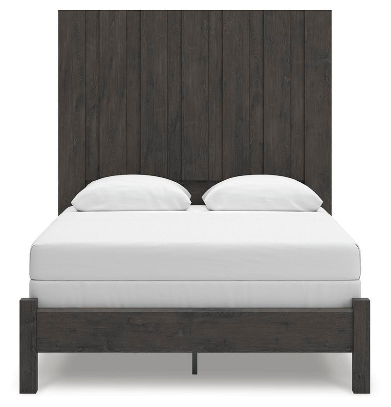 Fraluna Queen Panel Bed, Dresser, Mirror, and Nightstand