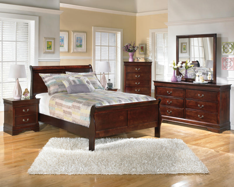 Alisdair Full Sleigh Bed, Dresser and Mirror