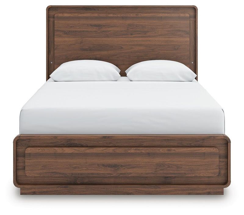 Fortlorn Queen Panel Bed