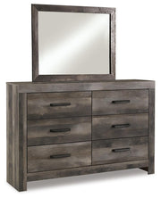 Wynnlow Queen Crossbuck Panel Bed, Dresser, Mirror and Chest