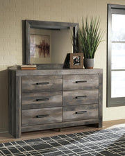 Wynnlow Queen Crossbuck Panel Bed, Dresser and Mirror
