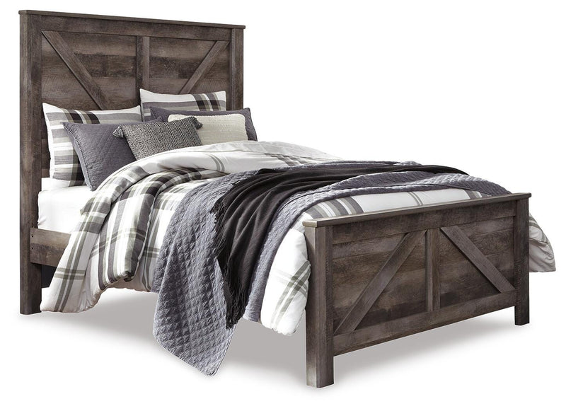 Wynnlow Queen Crossbuck Panel Bed, Dresser, Mirror, and Nightstand