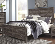 Wynnlow King Crossbuck Panel Bed and Chest