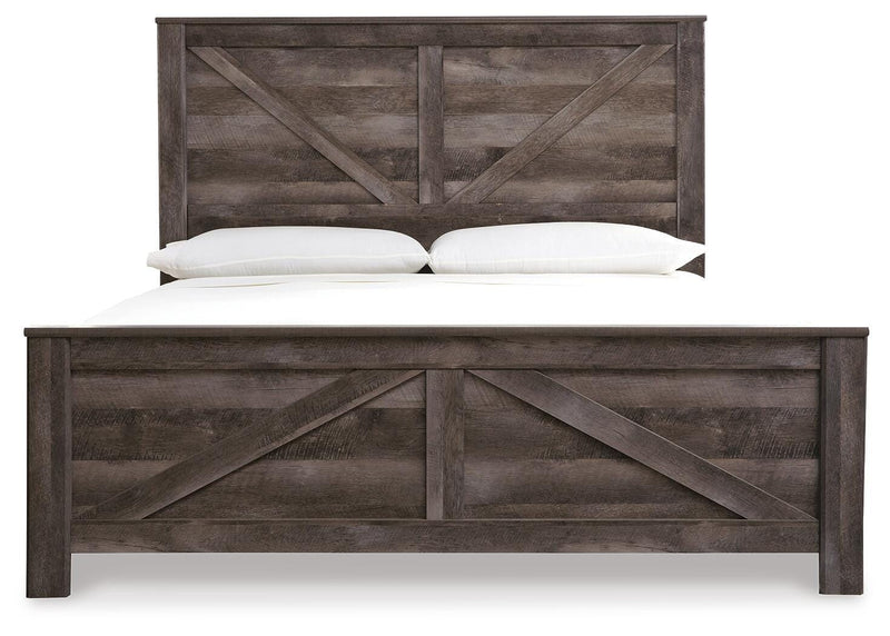 Wynnlow King Crossbuck Panel Bed and Chest
